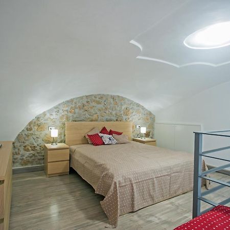 Sirene Holiday Bed and Breakfast Gaeta Exteriör bild