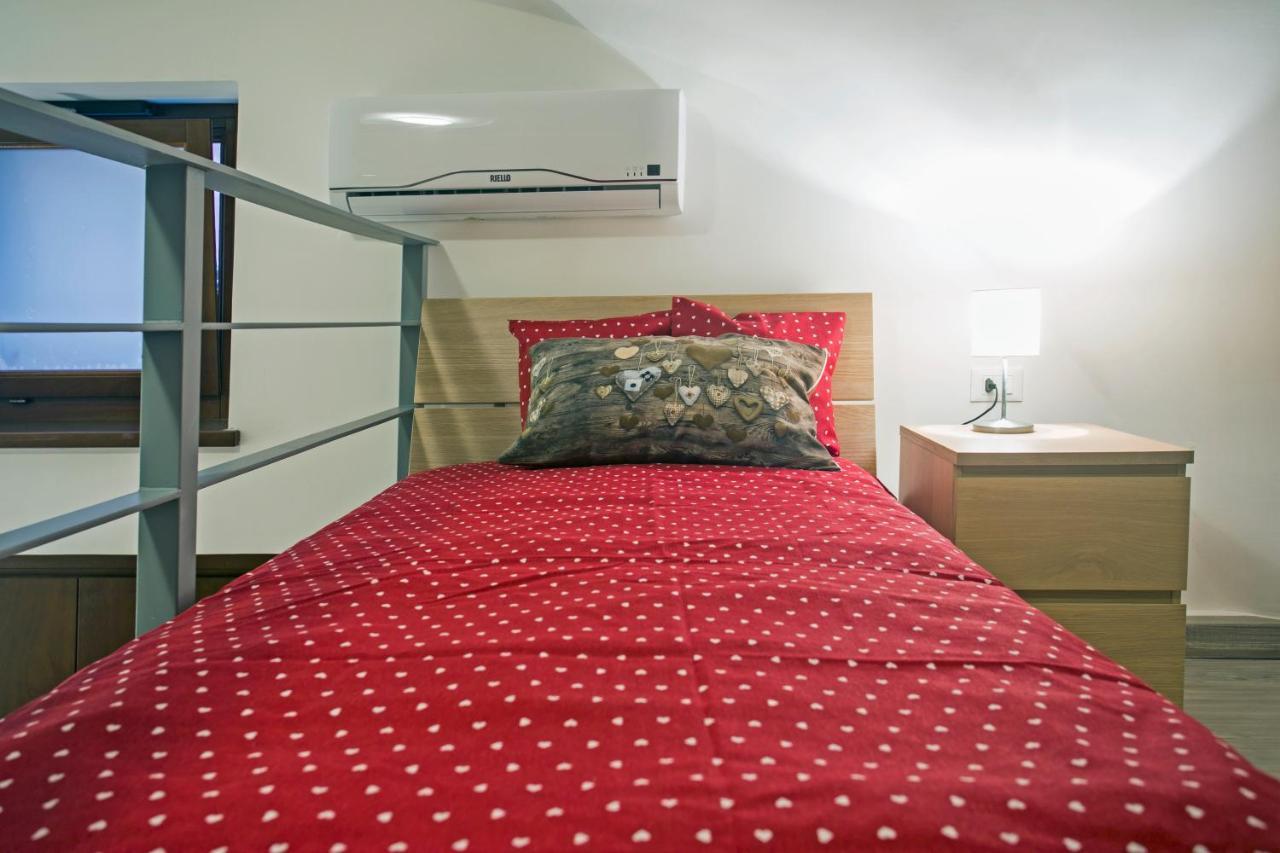 Sirene Holiday Bed and Breakfast Gaeta Exteriör bild