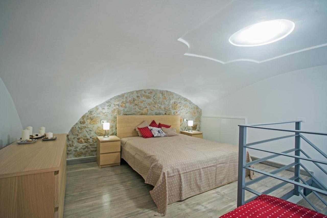Sirene Holiday Bed and Breakfast Gaeta Exteriör bild